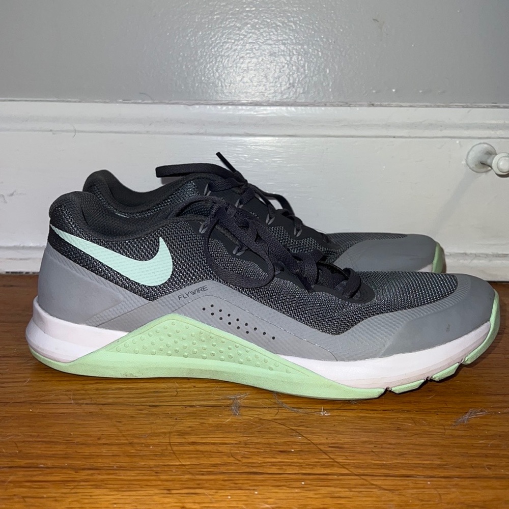 Nike Flywire sneakers